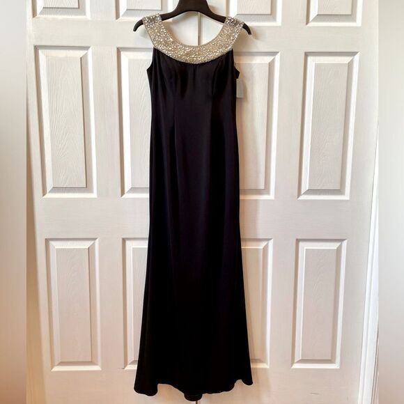 Elegant Black Evening Gown with Clear Beaded over Ecru tulle Collar Size 6 NWT - Picture 1 of 15